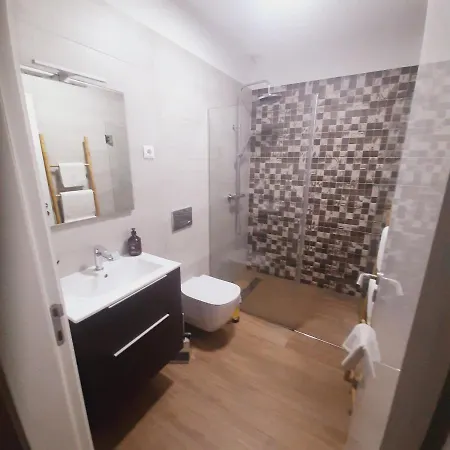 Casa De Bairros Semesterbostad *